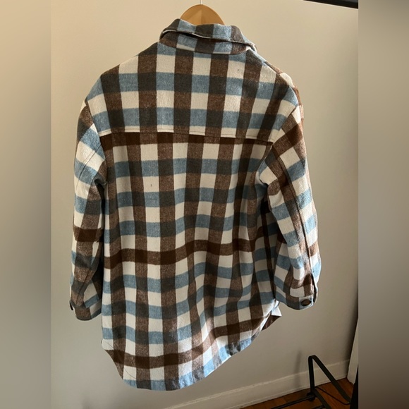 C&C California Shacket - Picture 3 of 3